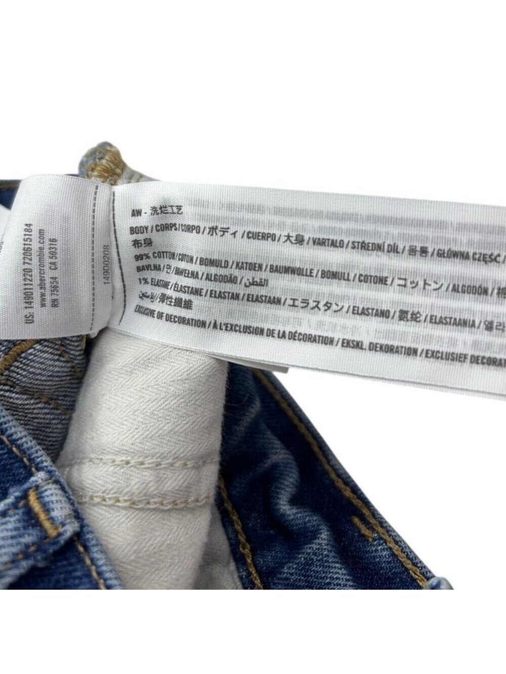 ABERCROMBIE & FITCH The Pleated Short Ultra High Rise Denim Cuffed Size 24 - Picture 6 of 6
